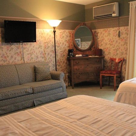Auberge Le Flores GrandʼMère Eksteriør billede